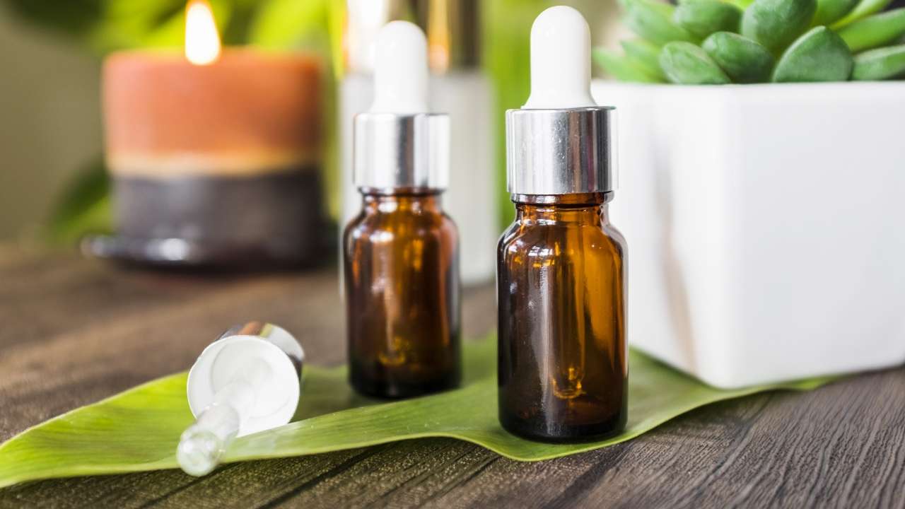 Esansiyel Yağlar Güvenli Bir Şekilde Nasıl Kullanılır?